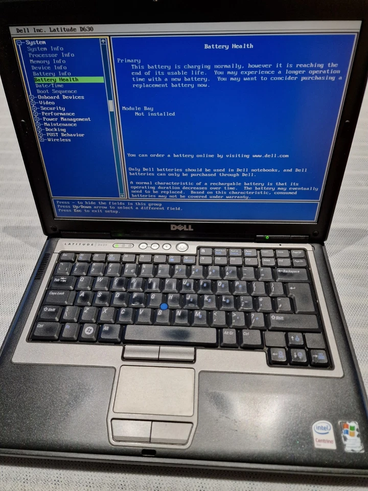 Dell Latitude D630 Laptop 14" IC2D 1.80GHz 80gb HDD 2GB RAM Power On Tested only - Image 3 of 4