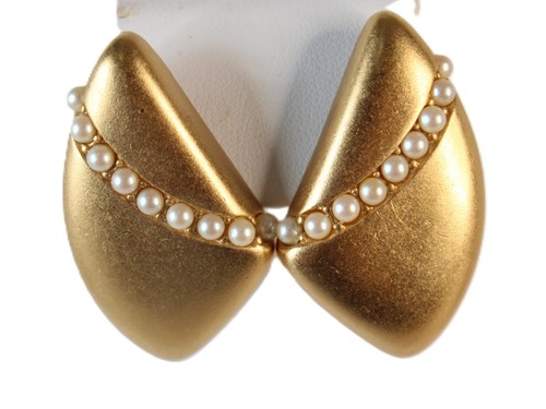 Vintage Paar Yves Saint Laurent Ohrringe gebürstetes Gold mit kleinen Kunstperlen - Bild 3 von 11