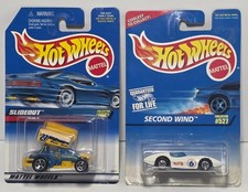 Hot Wheels Juego De Colección De 2 Coches Segundo WInd # 527 y Slideout # 1001