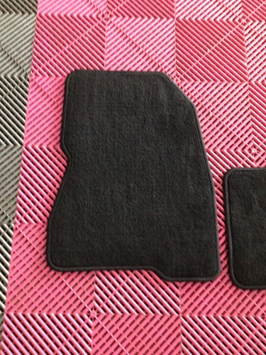 2011-2012 Mopar Grand Cherokee Grey , Gray car mats GOOD CONDITION  - Bild 2 von 5