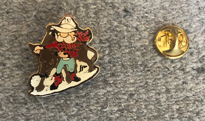 Steer Wrestler Bull Dogger Rodeo Cowboy Souvenir Lapel Pin