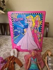 Vintage 1977 BARBIE Mattel  Fashion Doll Case with Accessories Clothing Dolls