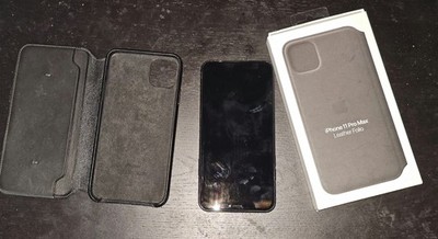 iPhone 11 Pro Max grün   Blackscreen (defekt)