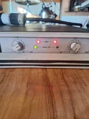 Crown Macro-Tech 3600VZ Stereo Amplifier with L5 30 Connector. Tested and Works.