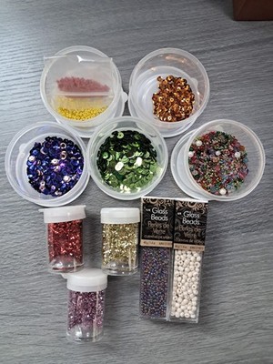 Glass Beads Sequins Glitter Box R