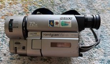 Sony CCD-TRV65 Handycam Vision Hi8 Camcorder Complete W/ Bag