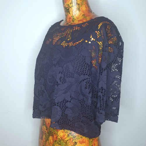 FOREVER NEW - Size L navy lace short sleeve cropped blouse + camisole - Picture 2 of 5