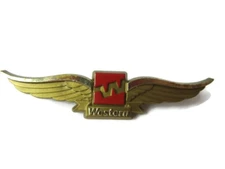 Vintage Western Airlines Jr Pilot Kids Flying Wings Plastic Pin Souvenir