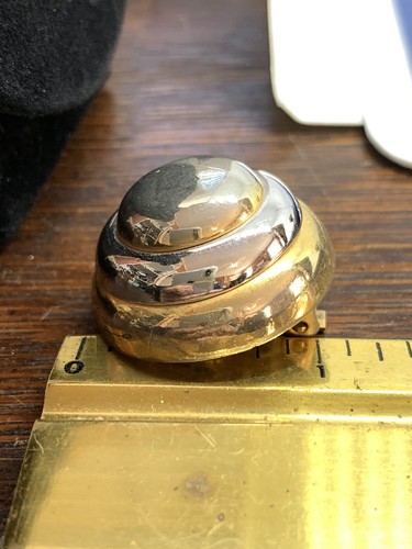 Pendientes vintage con clip de alta costura Lanvin Paris de 2 tonos oro plata en forma de cúpula escalonada - Imagen 8 de 8