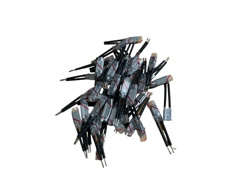 50X Klixon Sensata 7AM 214A5-239 Thermal Protector - Image 4 of 4