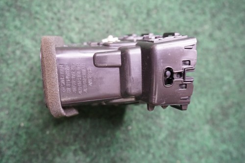 2018 2019 2020 2021 2022 2023 GMC TERRAIN SLE RIGHT AC VENT OEM 84335590 - Picture 5 of 7