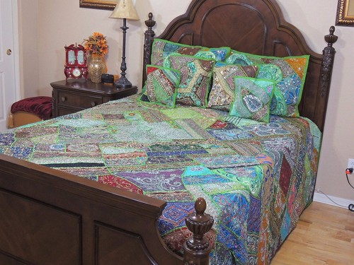 Sari Bedding - Green Beautiful Luxury Embellished Indian Duvet Pillows ~ King - Picture 3 of 12
