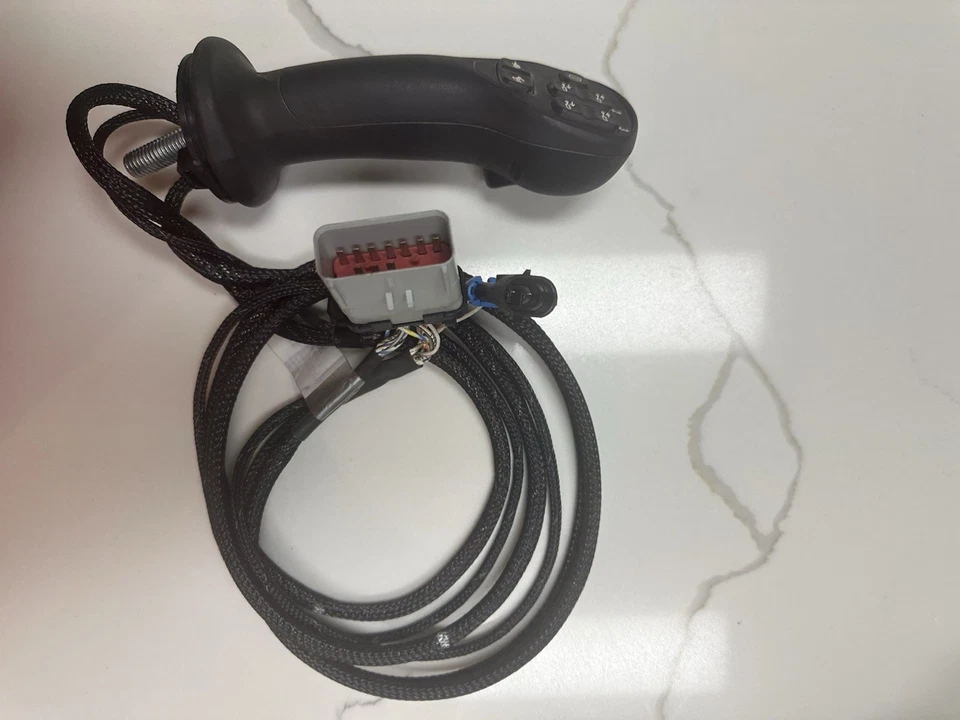 Estojo CNH / New Holland Grip P/N 47857882 OEM Novo Na Caixa Controlador/Joystick - Imagem 2 de 4