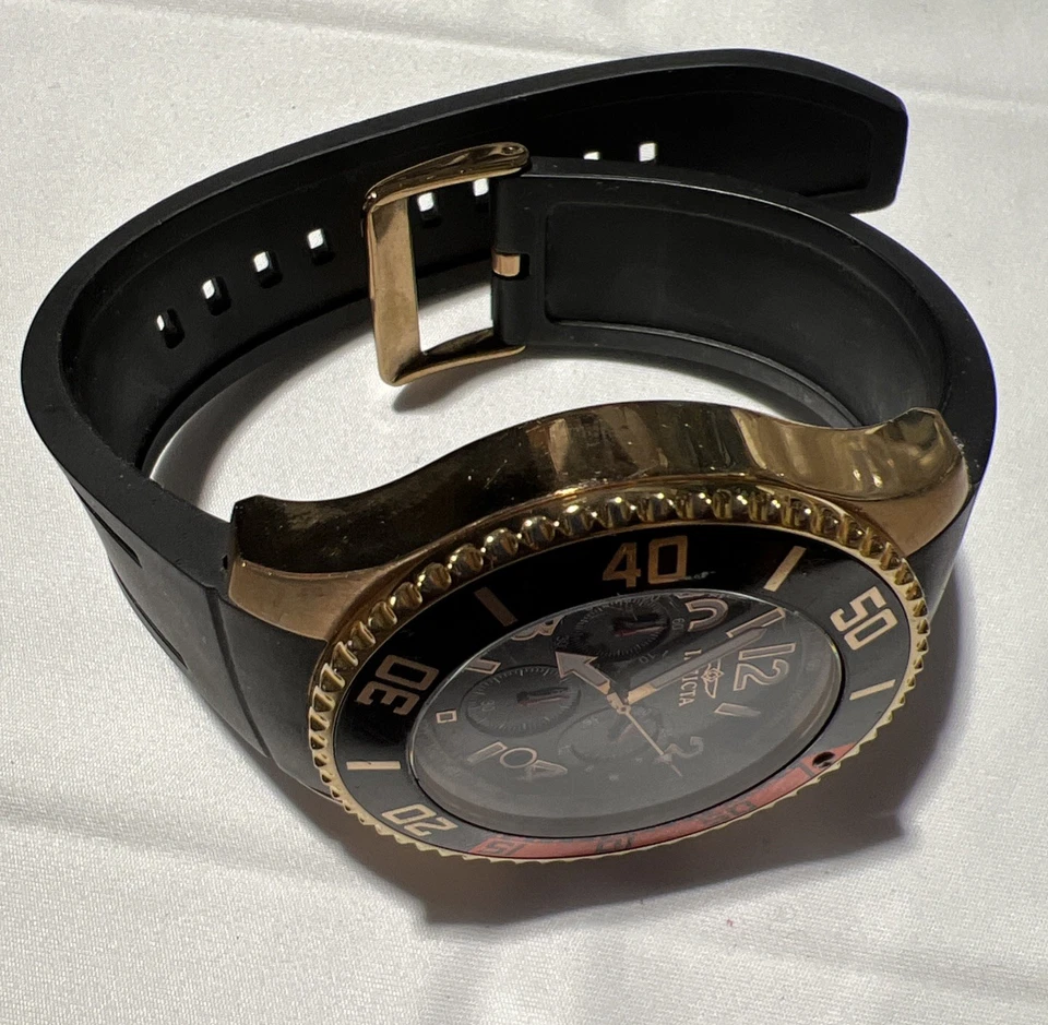 Reloj cronógrafo Invicta 13731 Pro Diver para hombre Foto 2 de 4