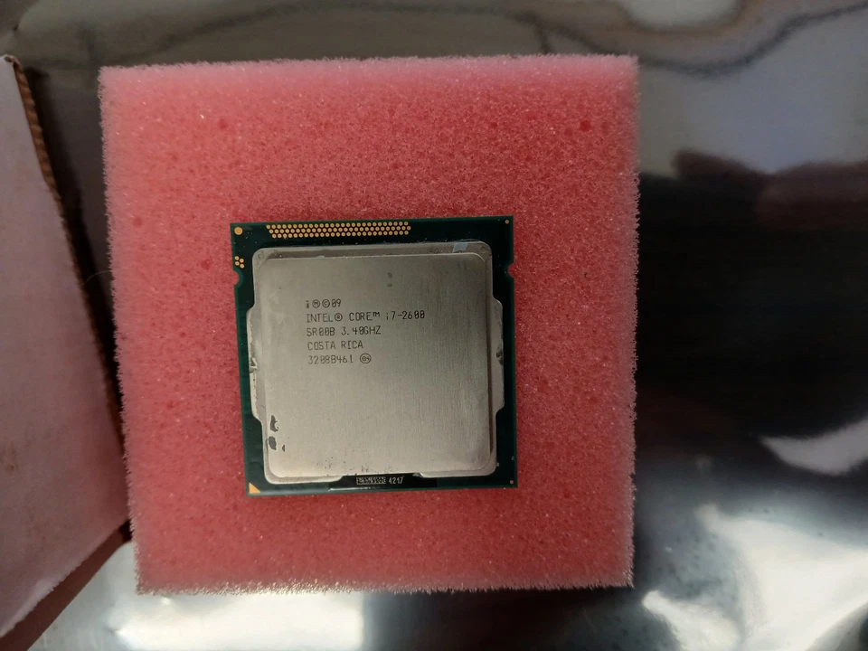 Intel Core i7-2600 Processor CPU 3.40GHz 4 Cores Socket 1155 Sandy Bridge - Image 3 of 4