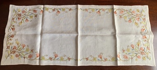 Vintage Blumen Tischläufer oder Kommode Schal 32" bestickt Leinen hellbraun braun