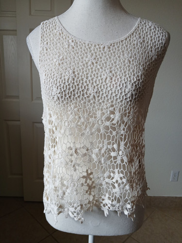 Mossimo Supply Tank Top Womens Medium Ivory Lace Eye Lit Shirt Sleeveless