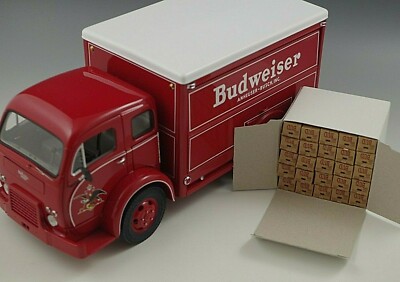 DANBURY MINT 1955 BUDWEISER DELIVERY TRUCK DIECAST 1/24 SCALE MIB