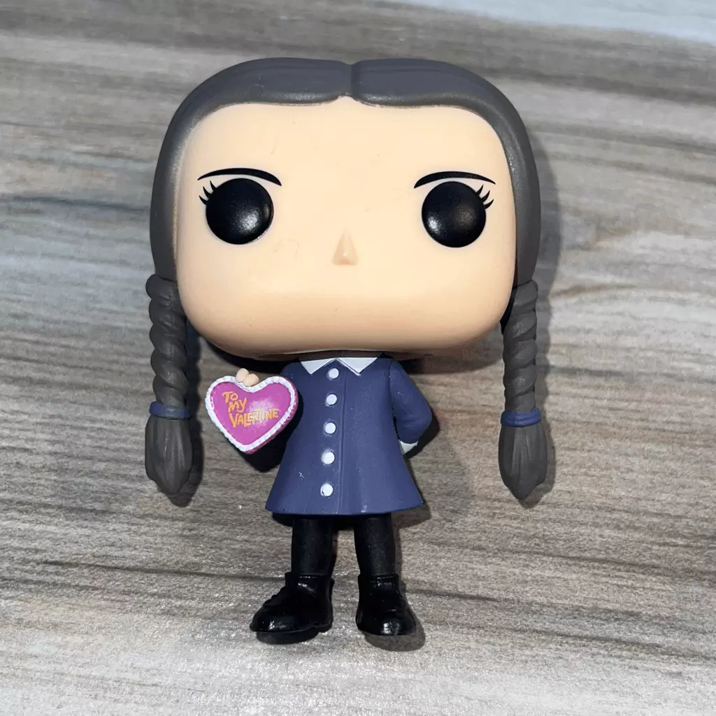 WEDNESDAY ADDAMS Funko Pop Addams Family 816 Valentine's Day Hot