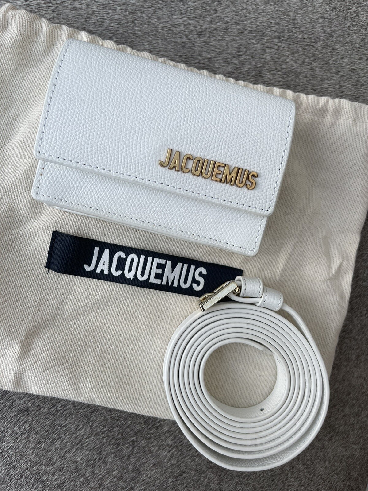 美品】JACOUEMUS ベルトポーチ fikirturu.com