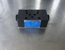 Eaton DGMPC-5-ABK-30 Hydraulic Check Valve 867340 NEW!! FREE SHIPPING!!!