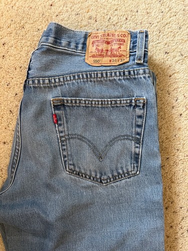 Levis 550 Jeans Mens 34x32 (34x30 actual) Relaxed Fit Straight Leg Light Wash