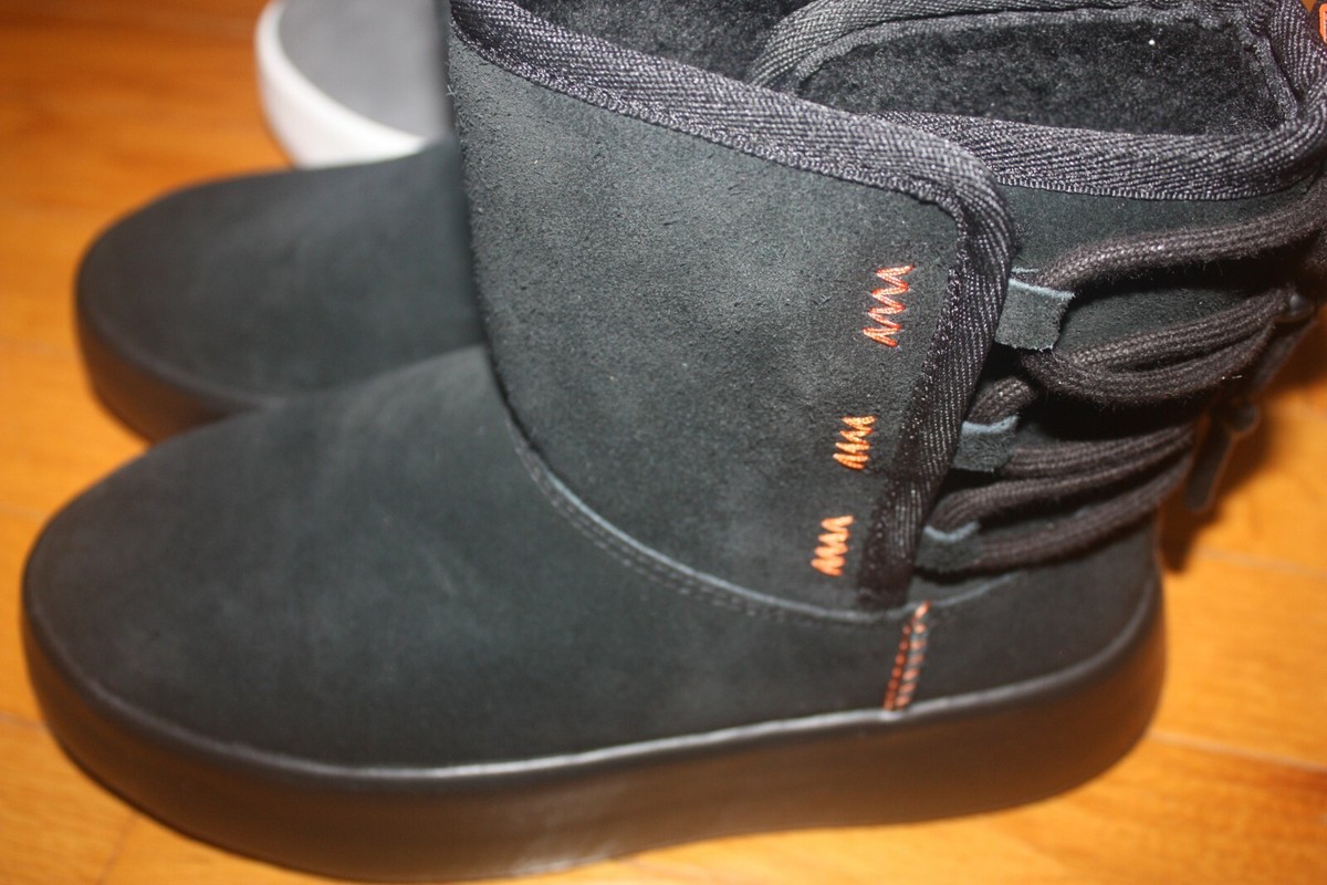 New In Box UGG Women Classic Boom Ankle Boots SHIP FREE US New In Box UGG Women Classic Boom Ankle Boots SHIP FREE US