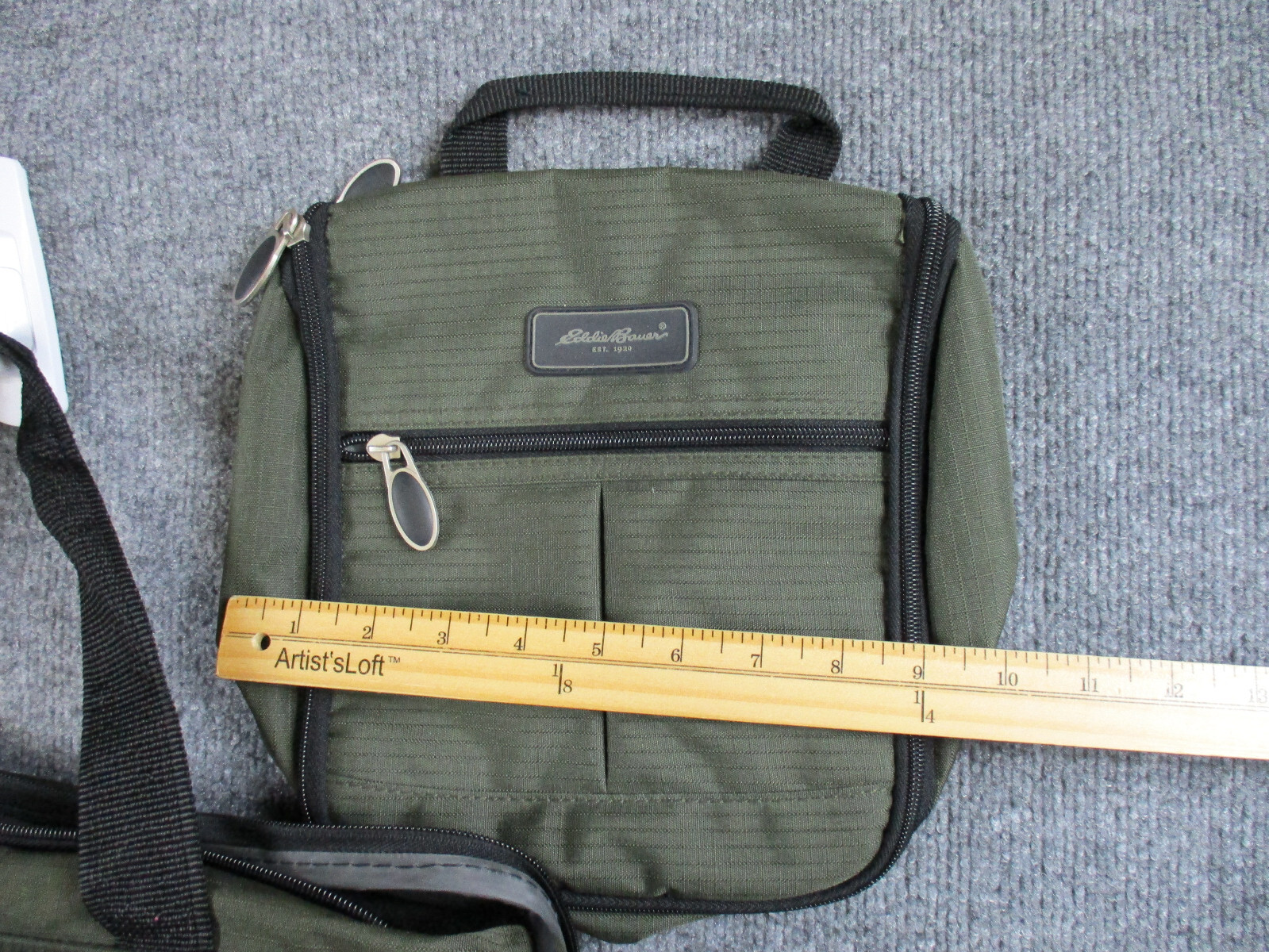 Eddie Bauer Duffle Bag Army Green Olive Travel Luggage Strap W