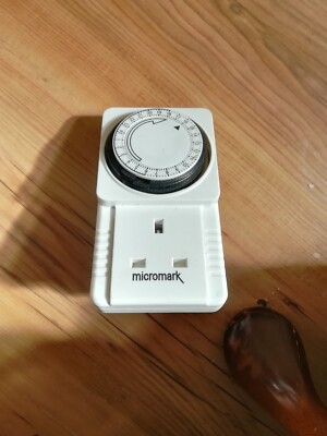 Micro Mark Timer Stecker X2