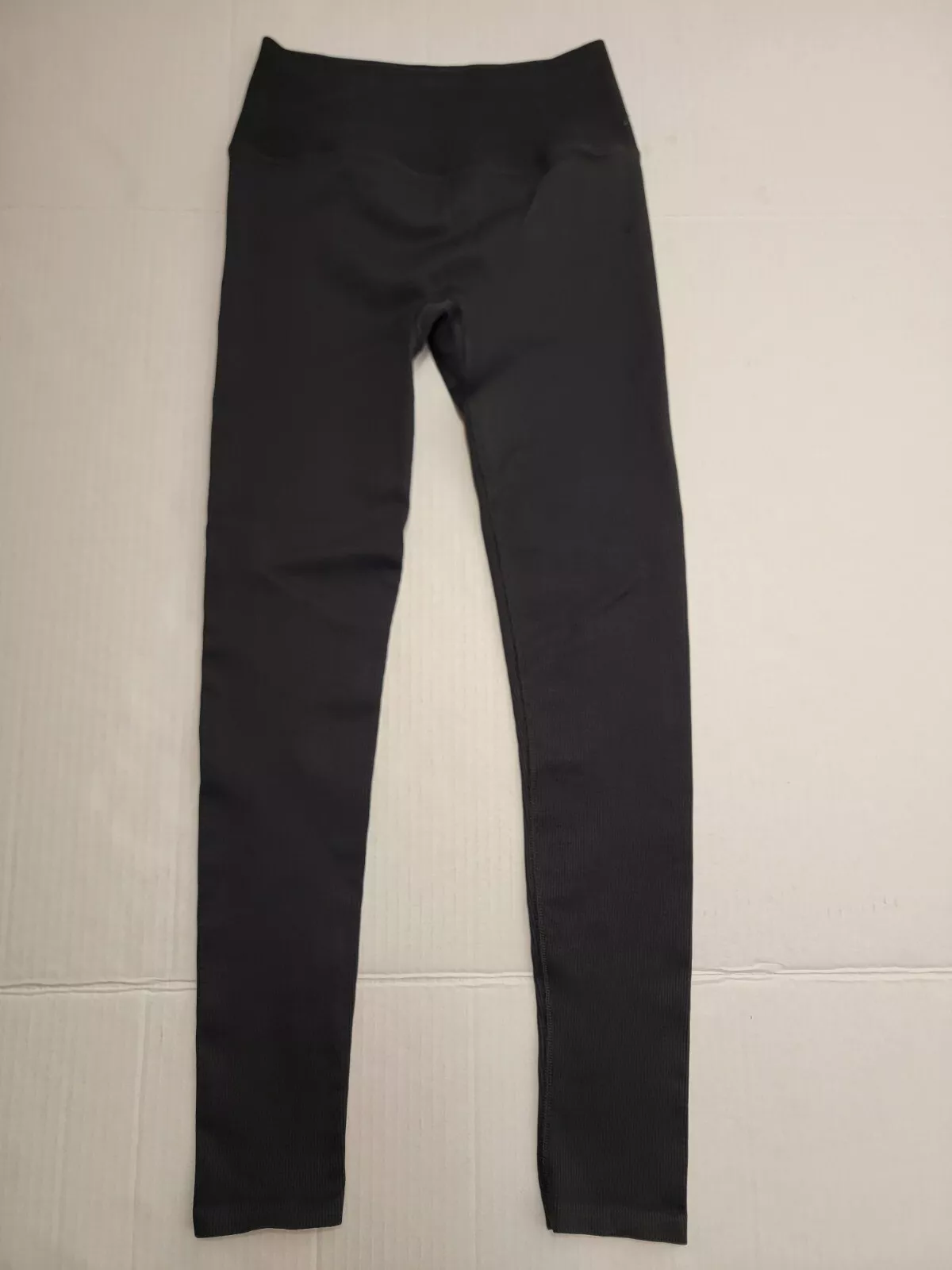 alo-yoga mindful movement high rise ribbed full length leggings
