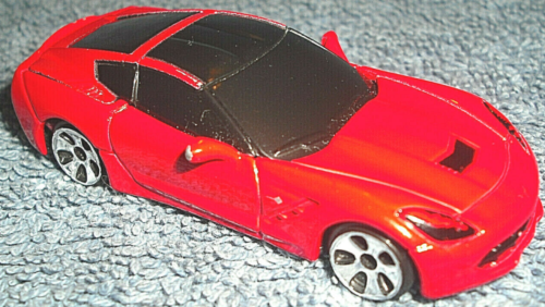 MAISTO 2014 CHEVROLET CORVETTE STINGRAY 1:64 RED 3" DIECAST CAR - NICE - Picture 2 of 10