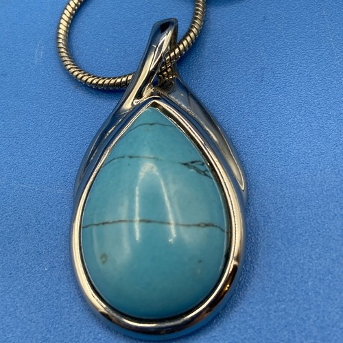 lia sophia NECKLACE large blue drop Pendant faux turquoise silvertone chain 20" - Picture 4 of 7