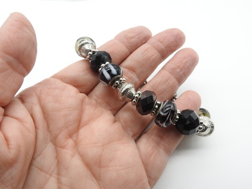 Schwarz Weiß Kunst Glas Kristall Silberfarben Stretch Armband Vintage - Bild 2 von 5