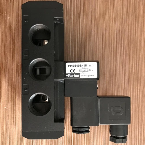 1PC New Parker PHS540S-15 24VDC Solenoid Valve fast Ship #YP1