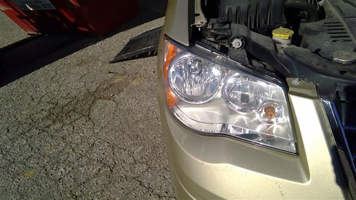 Passenger Headlight Automatic Dimming Fits 09-10 TOWN & COUNTRY 310261 - Picture 1 of 7