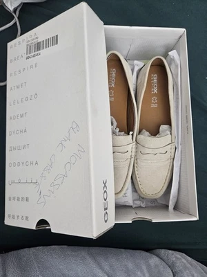 Geox mocassins D Kosmopolis grip off white blanc cassé Taille 36.5 Voir Détail - Photo 1/4