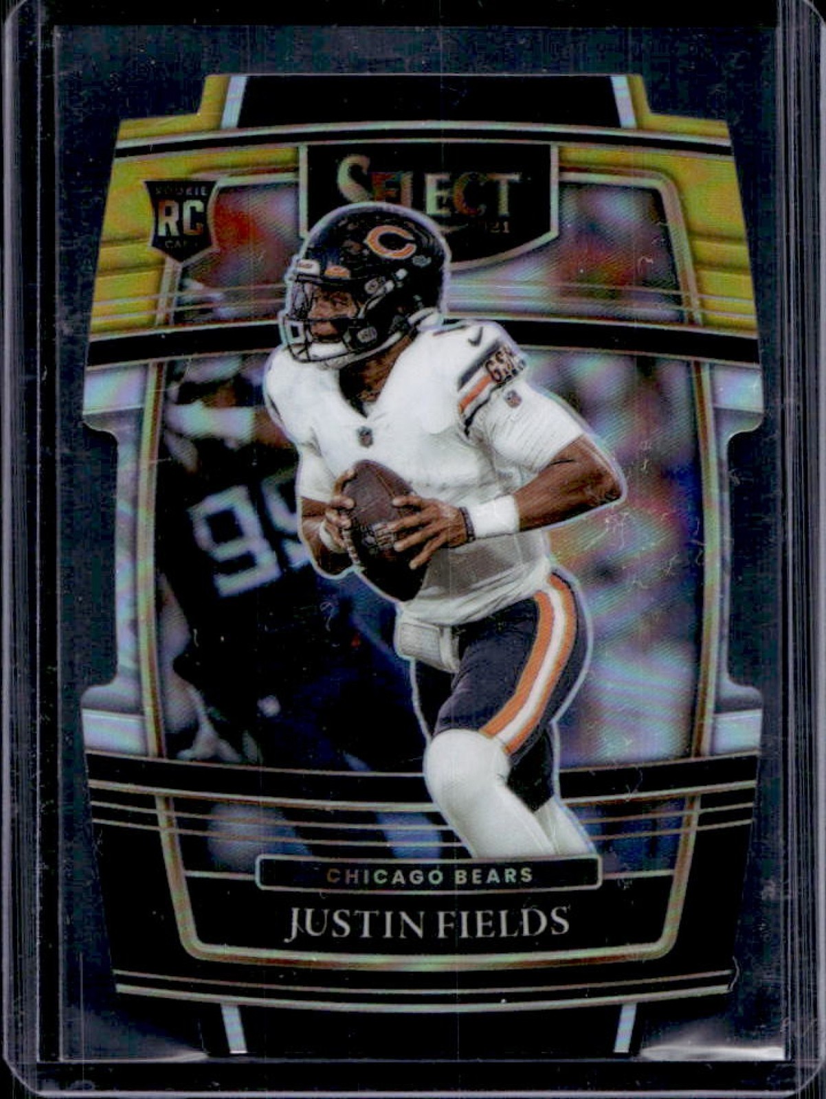 2021 Panini Select Justin Fields RC Black and Gold Prizm Die Cut Concourse #50