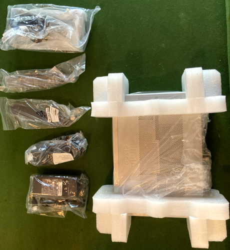 Cisco C1117-4PLTELA Integrated Services Router W/ ANTENNA & PSU - 第 6/6 張圖片