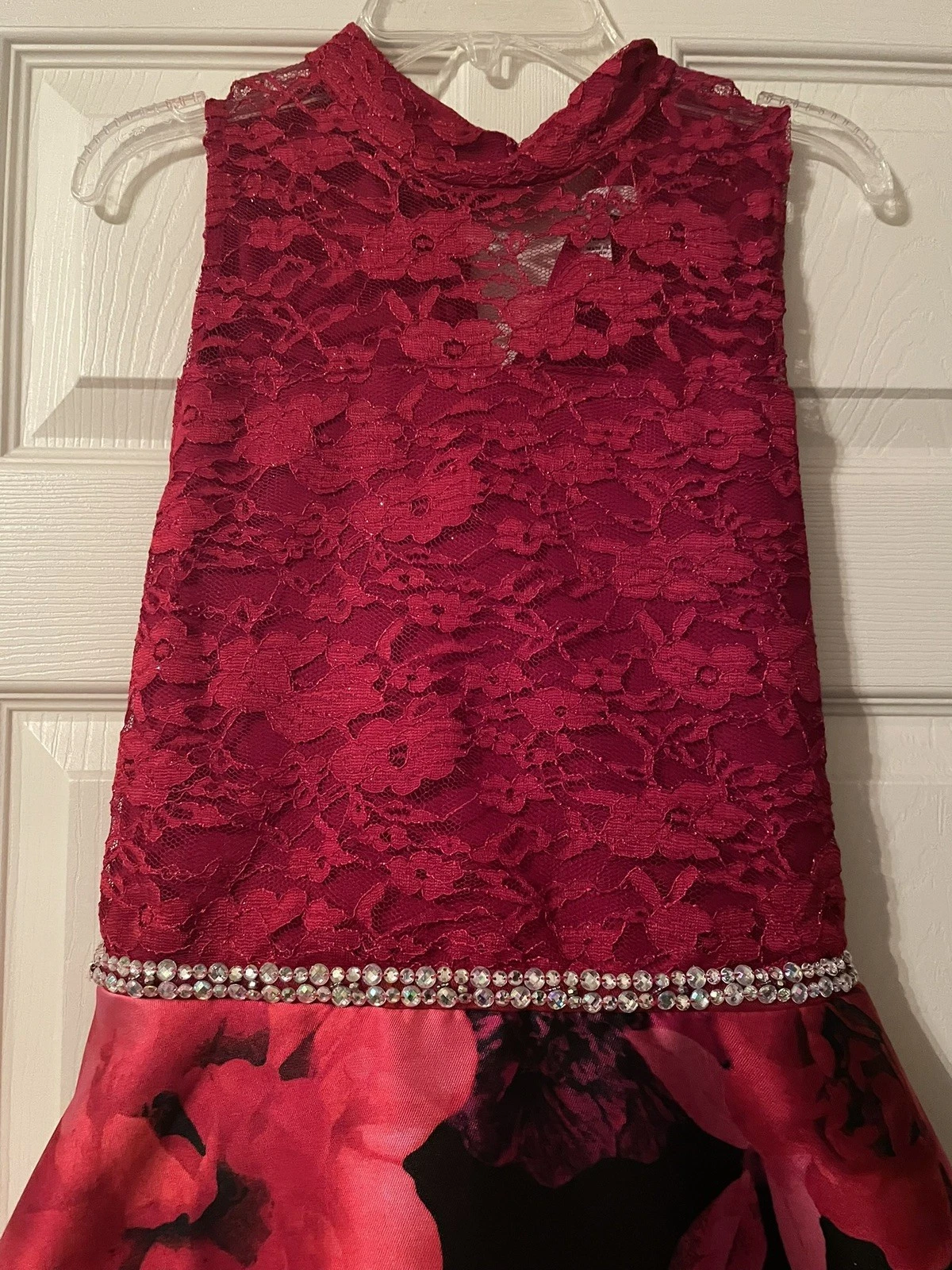 SPEECHLESS GIRLS DRESS SZ 18.5 RED BLACK FLORAL HI LOW SLEEVELESS TIE BACK
Opens in a new window or 