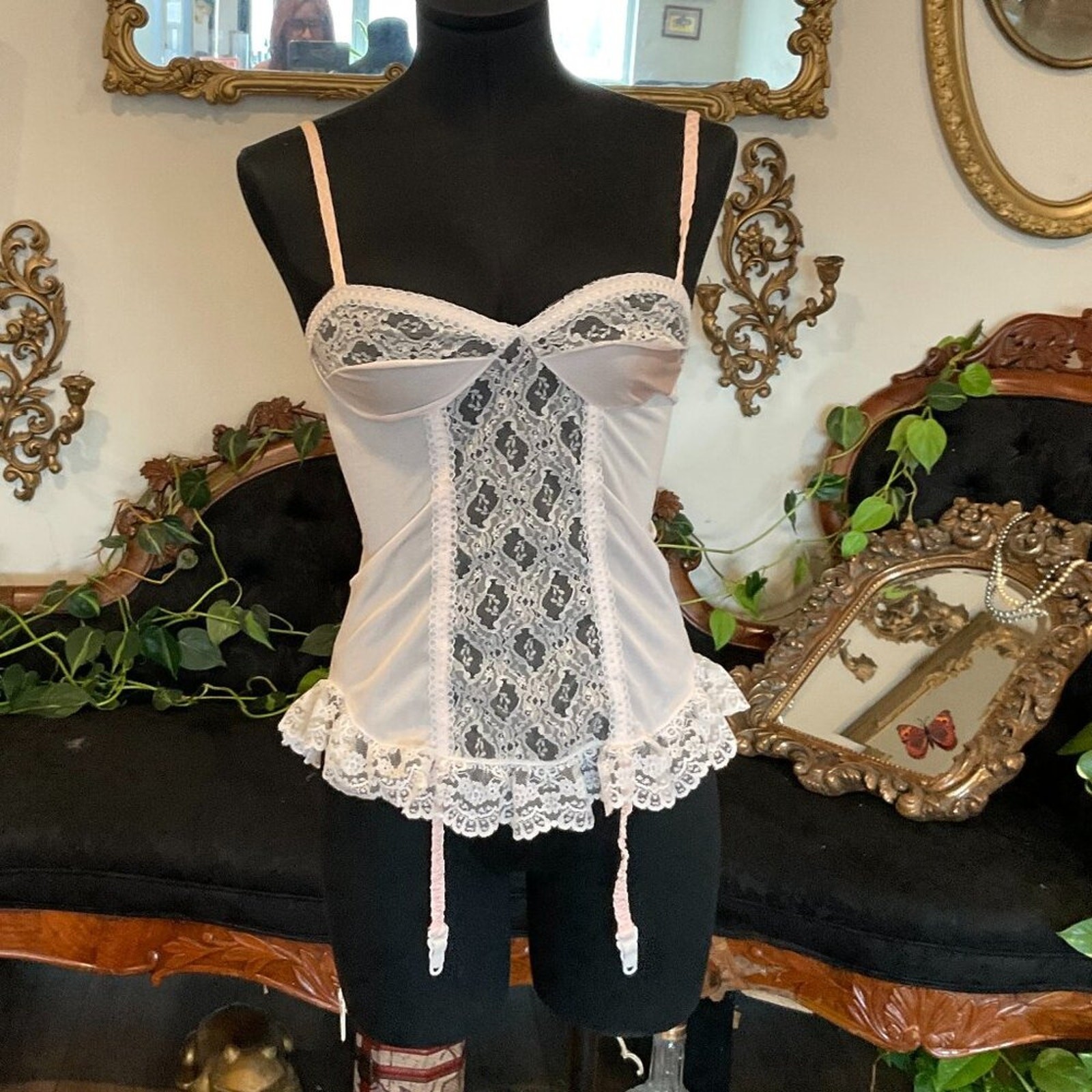 Vintage pink cottagecore corset top with underwire and straps size S-image