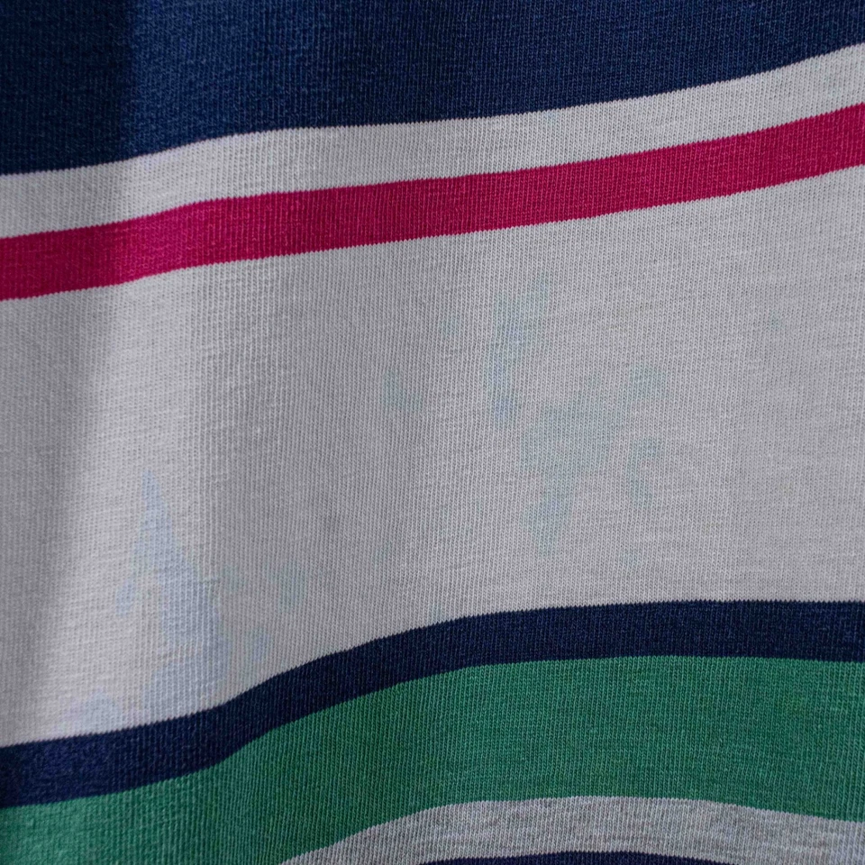 Camiseta Surf Skate Rayas Grunge INC International Concepts Grande De Colección Años 90 Foto 4 de 4