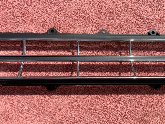 Buick Wildcat 1969 NOS luz trasera carcasa lámpara bisel #5961124 Foto 3 de 4