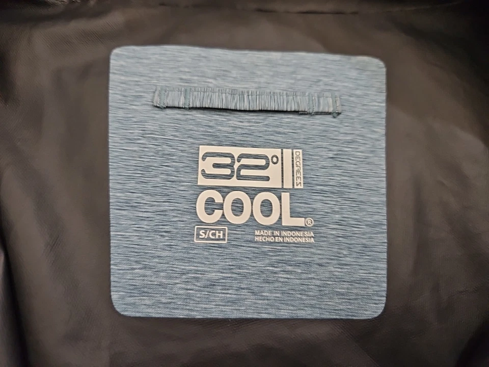 Chaqueta impermeable pequeña 32 Degrees Cool para mujer con capucha verde azulado Gorpcore senderismo A4 Foto 3 de 4