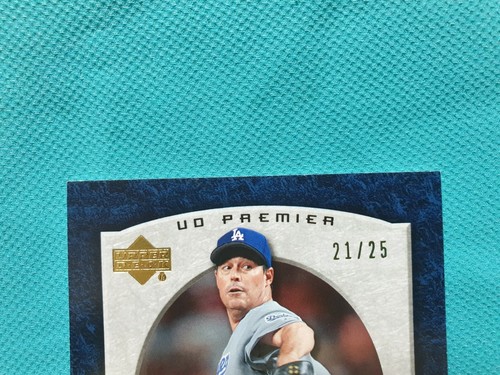 2007 UD PREMIER GREG MADDUX 21/25 AUTO PREEMINENCE AUTOGRAPH A2 - Picture 2 of 7