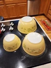 Set Of 3 Vintage Pyrex  Mixing Bowls 402 & 403 & 401 1970's Shenandoah Mixing