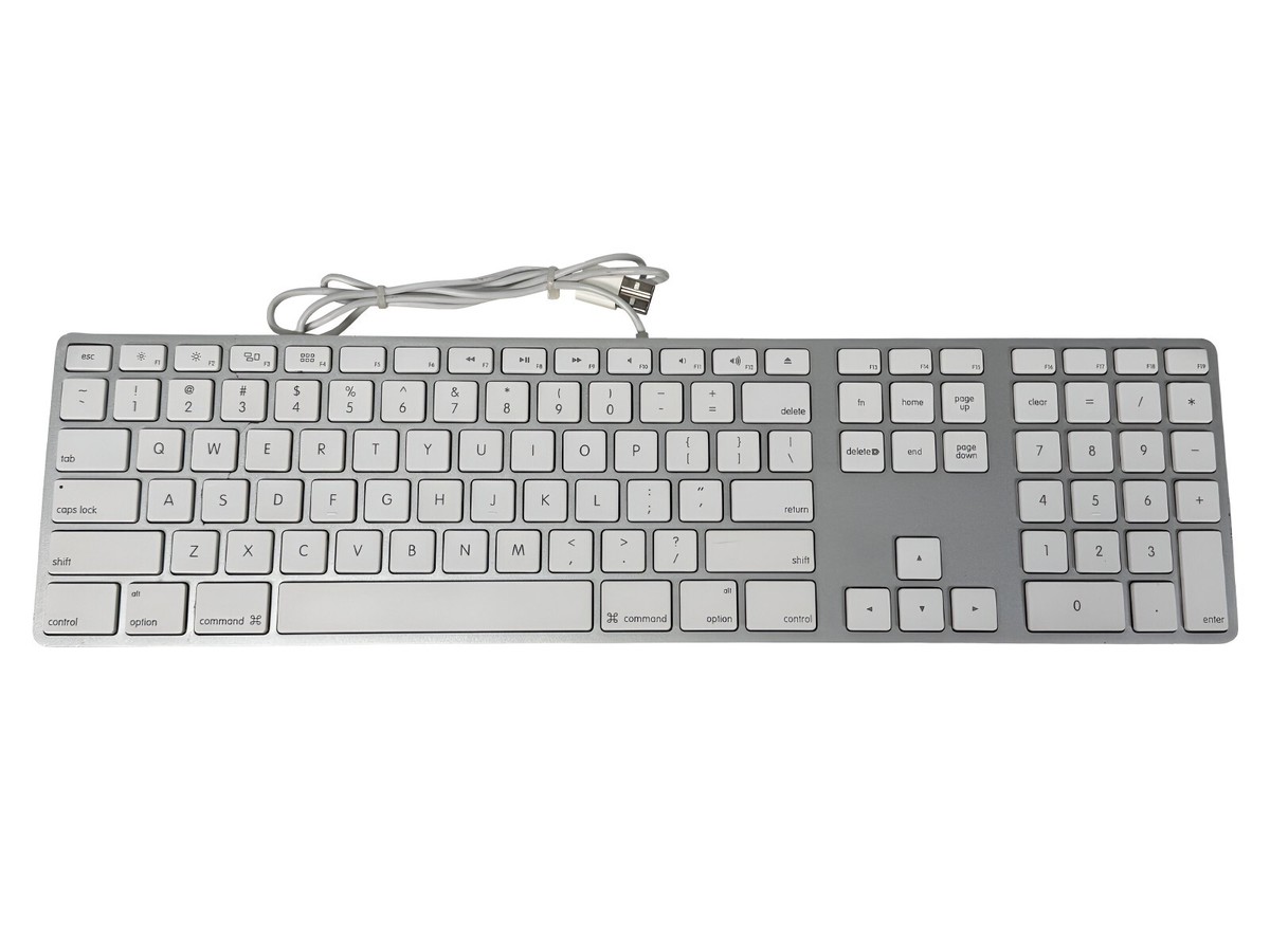 Mint Condition🔥Apple A1243 Ultrathin Slim Wired Aluminum Keyboard