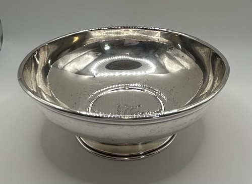 Ancien petit plat bol rond monogramme en argent massif 80 grammes