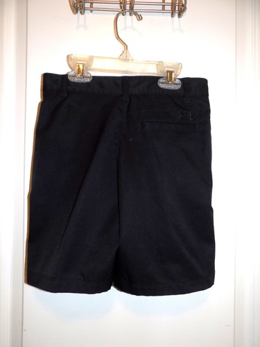 UNDER ARMOUR Boys 8 HeatGear Loose Fit Black Performance Shorts Golf - Picture 2 of 6