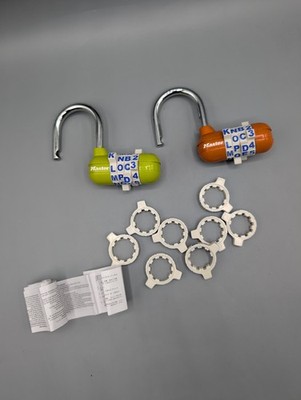  2x Master Lock 1534EURD Zahlenschloss Vorhängeschloss Spind Wort Code...