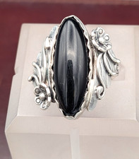 Sterling Silver Decorative Floral Large Onyx Ring Size 7  6.6g
